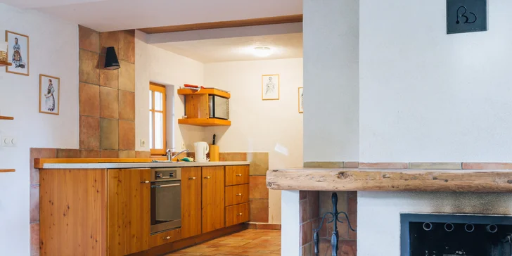 Pobyt v plně vybavené chalupě či srubu až pro 11 osob v Lužických horách