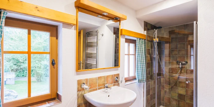 Pobyt v plně vybavené chalupě či srubu až pro 11 osob v Lužických horách