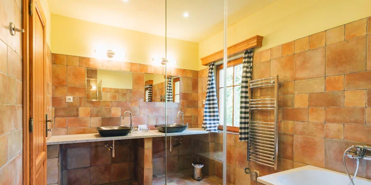 Pobyt v plně vybavené chalupě či srubu až pro 11 osob v Lužických horách