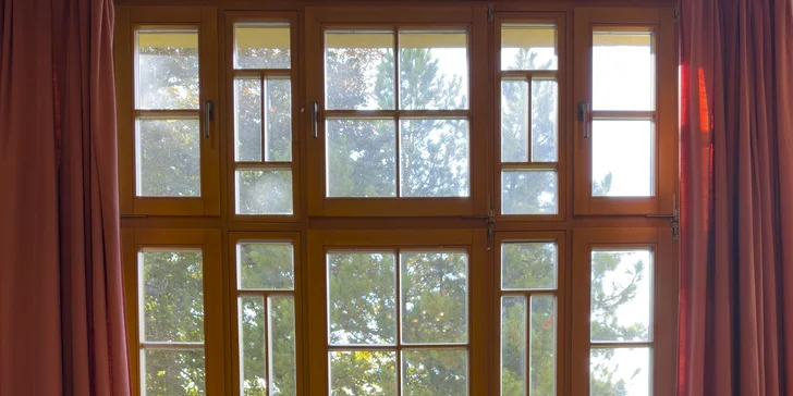 Hotel ve Starém Smokovci s polopenzí a vstupem do bazénu