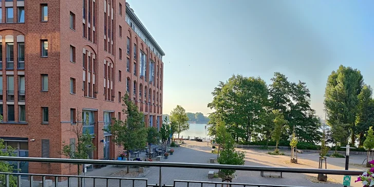 Pobyt v berlínském 4* wellness hotelu: snídaně, bazén, sauna i jacuzzi