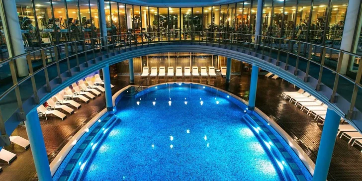Pobyt v berlínském 4* wellness hotelu: snídaně, bazén, sauna i jacuzzi