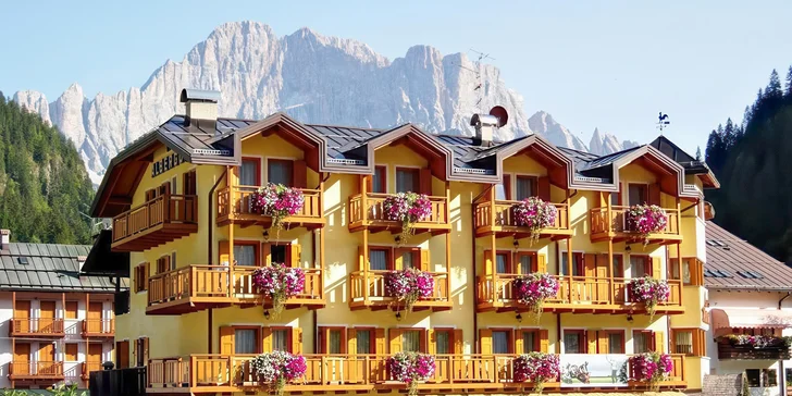 Monte Civetta: hotel La Montanina*** s wellness a polopenzí, skipas i garance sněhu