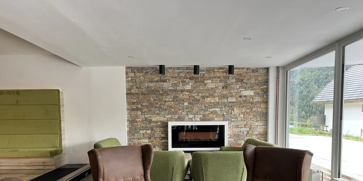 Zimní pobyt ve Slovinsku o pololetních prázdninách: hotel Alpina u sjezdovky, snídaně i skipas