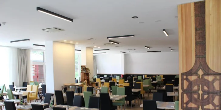 Zimní pobyt ve Slovinsku o pololetních prázdninách: hotel Alpina u sjezdovky, snídaně i skipas