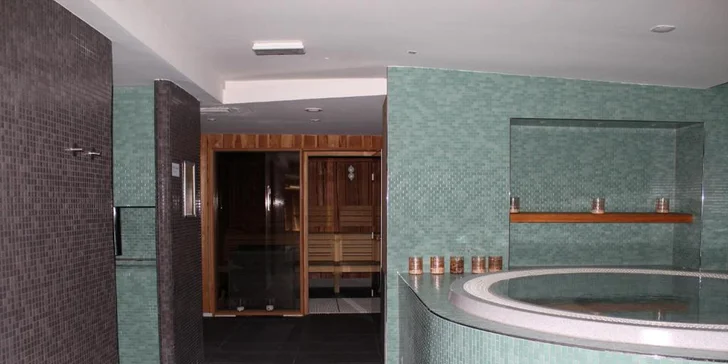 Zimní pobyt ve Slovinsku o pololetních prázdninách: hotel Alpina u sjezdovky, snídaně i skipas