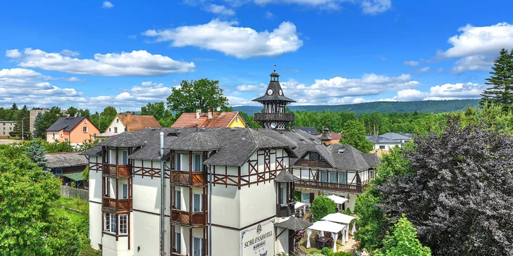 Odpočinek v klidné části Mariánských Lázní: pobyt s jídlem i wellness procedurami