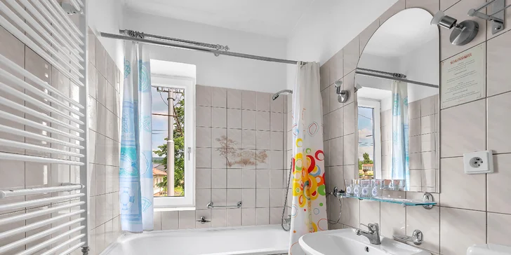 Odpočinek v klidné části Mariánských Lázní: pobyt s jídlem i wellness procedurami