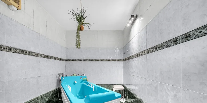 Odpočinek v klidné části Mariánských Lázní: pobyt s jídlem i wellness procedurami