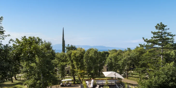 Chorvatský Krk: krásné apartmány až pro 8 osob a parádní zázemí