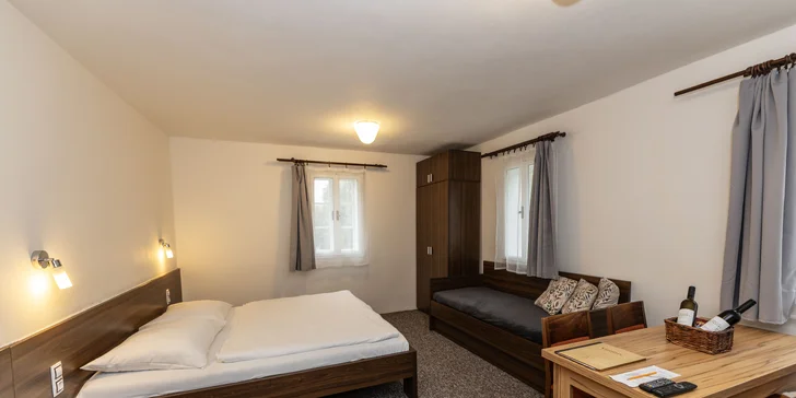 České Švýcarsko: romantický pobyt v historické hájence, snídaně i možnost tříchodové večeře a sudu