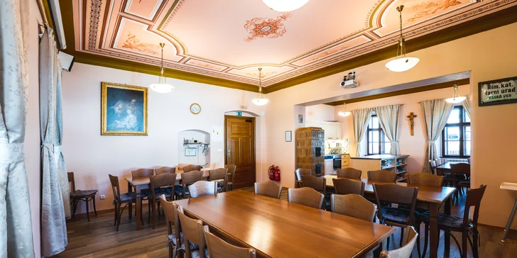 Útulný penzion v Jeseníkách: apartmán až pro 6 osob, výlety do Velkých Losin, na Praděd i k vodopádům