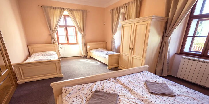 Útulný penzion v Jeseníkách: apartmán až pro 6 osob, výlety do Velkých Losin, na Praděd i k vodopádům