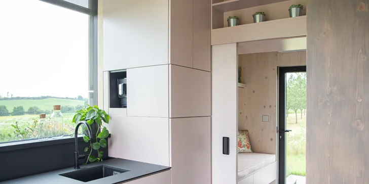 Netradiční ubytování v ulitě: domek s promyšlenými detaily až pro 5 osob