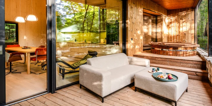 Luxusní chalet uprostřed lesa nedaleko Ostřihomi, polopenze i soukromý wellness