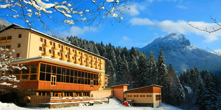Pobyt v krásném prostředí Vrátné doliny s polopenzí a wellness, v nabídce varianta se skipasem