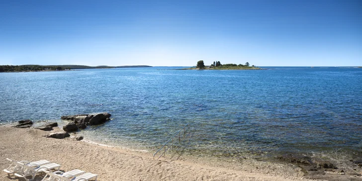 Relaxujte na Istrii: 3* resort přímo u pláže, snídaně nebo polopenze, bazén
