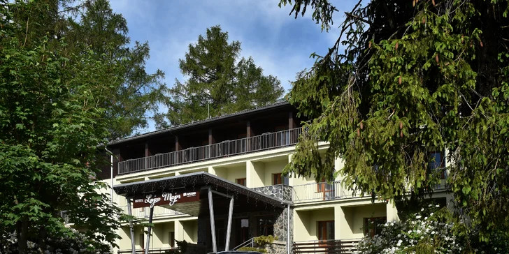 Pobyt v hotelu se snídaní a wellness v nádherné přírodě Tatranské Lomnice