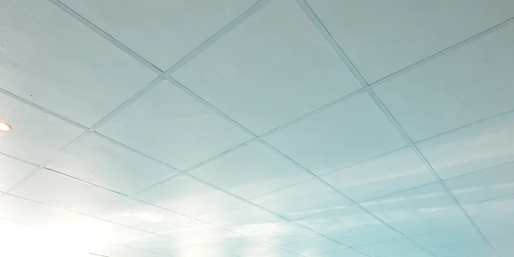 Hotel ve Starém Smokovci s polopenzí a vstupem do bazénu