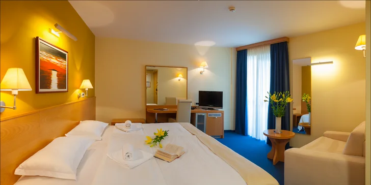 Dovolená v chorvatském Gradacu: 4* hotel u pláže, se snídaní či polopenzí