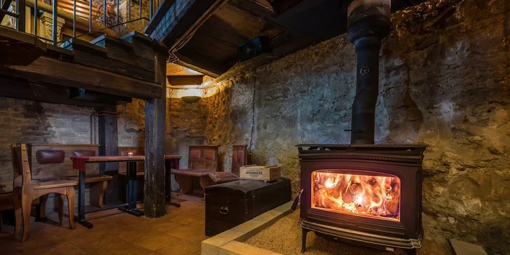 Romantický pobyt na zámku s vínem vlastní produkce a skvělým jídlem