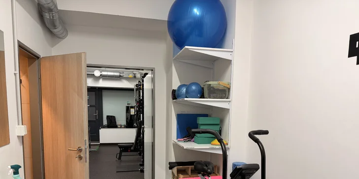 Hodinové vstupy do soukromé posilovny i s trenérkou pro 1–3 osoby