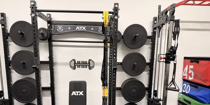 Hodinové vstupy do soukromé posilovny i s trenérkou pro 1–3 osoby