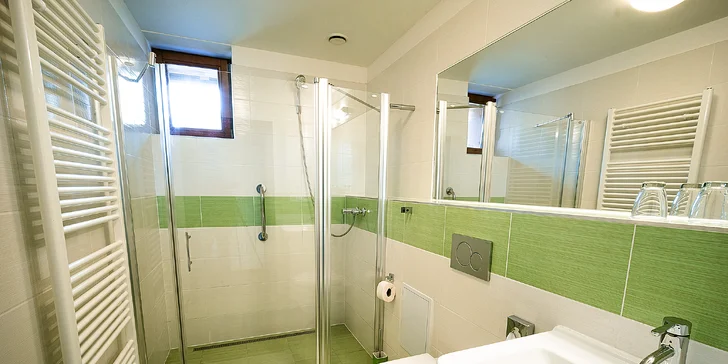 Šumavská Modrava: vybavené apartmány pro dva či rodinu, vč. polopenze i privátního wellness