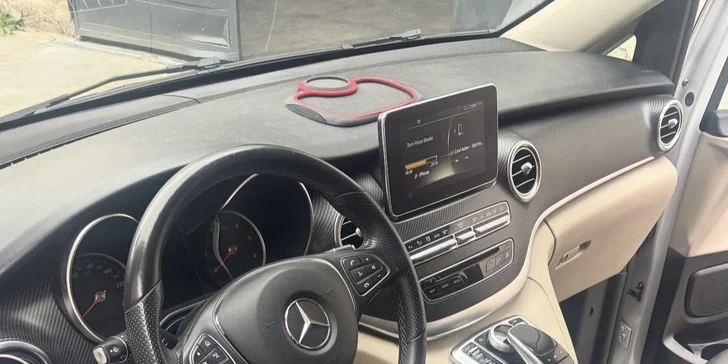 Detailní čištění auta: interiér vč. tepování, exteriér, ozon i kompletní balíček