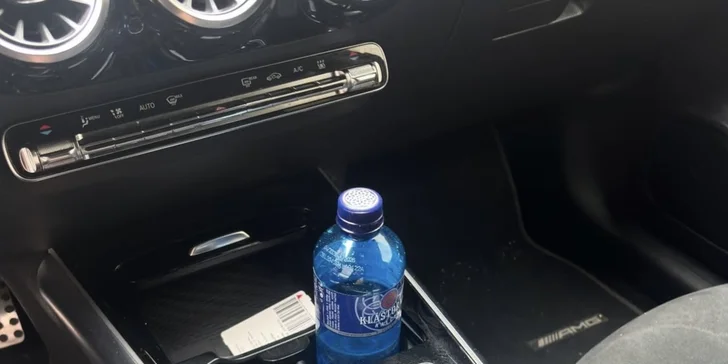 Detailní čištění auta: interiér vč. tepování, exteriér, ozon i kompletní balíček