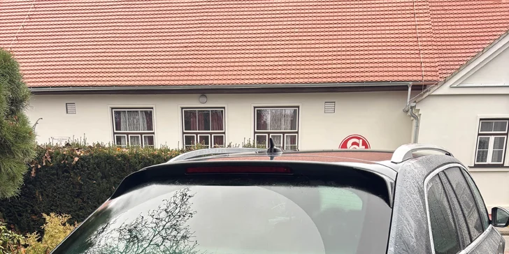 Detailní čištění auta: interiér vč. tepování, exteriér, ozon i kompletní balíček