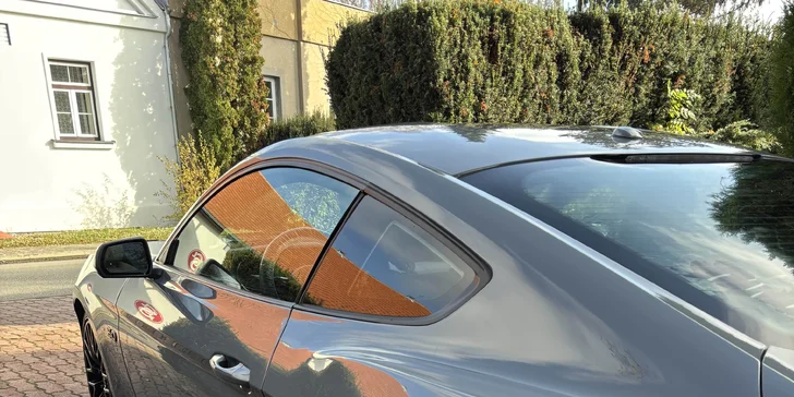 Detailní čištění auta: interiér vč. tepování, exteriér, ozon i kompletní balíček