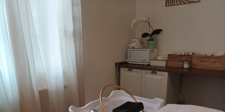 Head Spa: japonský rituál péče o vlasy a relaxace v délce 90 nebo 120 min.
