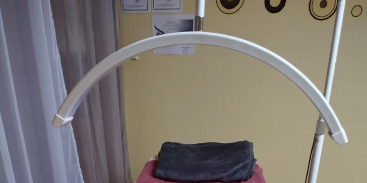 Kosmetické ošetření: hloubková péče ultrazvukem, radiofrekvence i galvanická žehlička