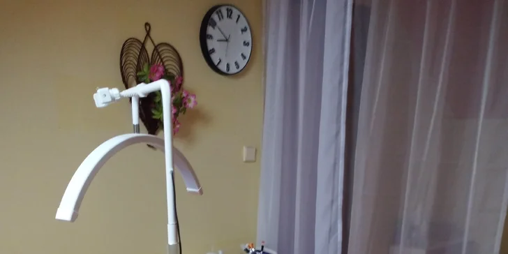 Kosmetické ošetření: hloubková péče ultrazvukem, radiofrekvence i galvanická žehlička