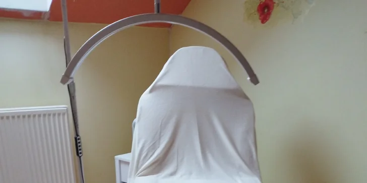 Pedikúra dle výběru: lázeň, P-Shine, peeling, masáž i aplikace laku