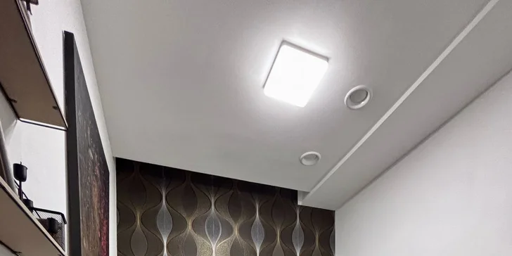 Nové tetování o velikosti 5 × 5 cm nebo úprava stávajícího: studio v centru