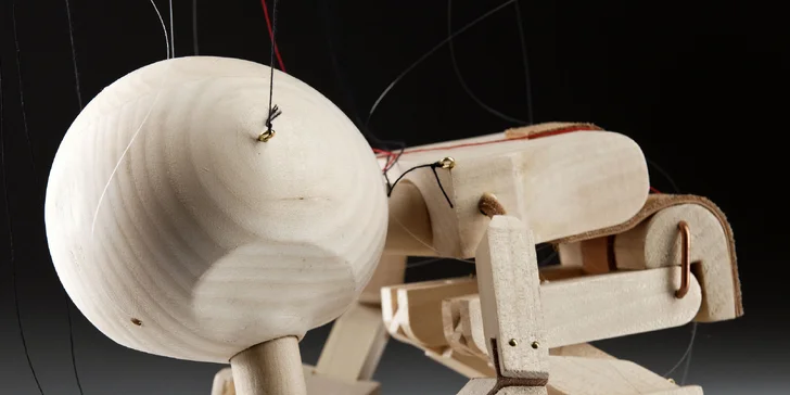 Kurz výroby dřevěné loutky v Nerudovce pro 1 nebo 2 osoby vč. tipů, jak s loutkou hrát