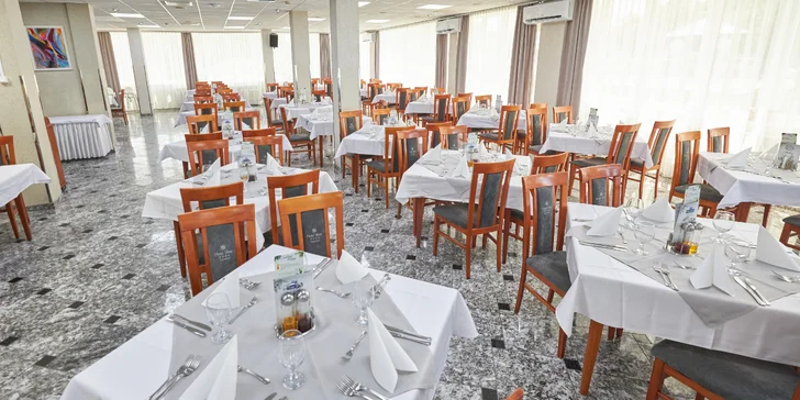 Pobyt v hotelu Silver**** s lázeňským komplexem: polopenze a neomezený wellness