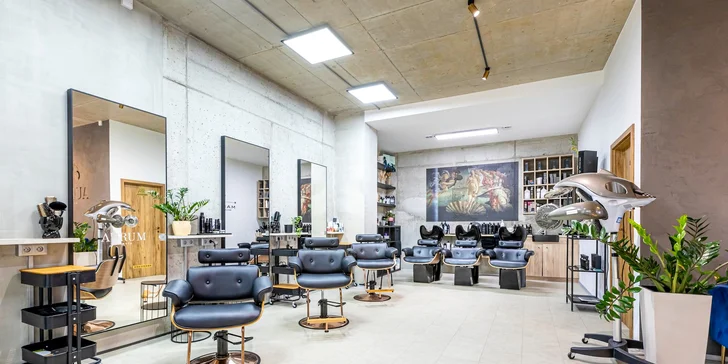 Profesionální péče o vlasy: otevřené vouchery na 500 až 3000 Kč do kadeřnického studia