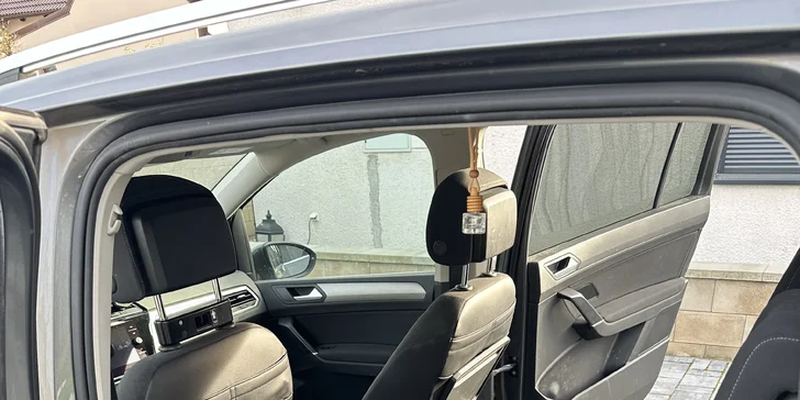 Mobilní ruční mytí aut: těšte se na auto jako nové – odstranění špíny, tepování interiéru a podlahy i obnova plastů