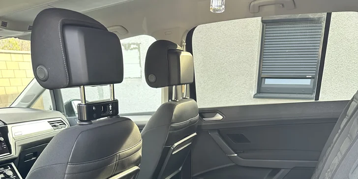 Mobilní ruční mytí aut: těšte se na auto jako nové – odstranění špíny, tepování interiéru a podlahy i obnova plastů