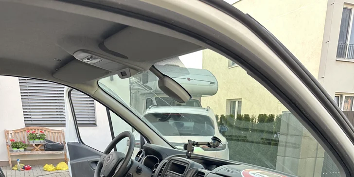 Mobilní ruční mytí aut: těšte se na auto jako nové – odstranění špíny, tepování interiéru a podlahy i obnova plastů