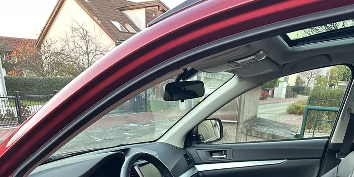 Mobilní ruční mytí aut: těšte se na auto jako nové – odstranění špíny, tepování interiéru a podlahy i obnova plastů