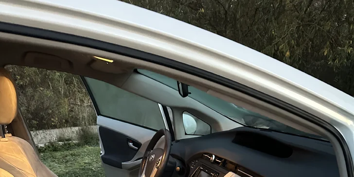 Mobilní ruční mytí aut: těšte se na auto jako nové – odstranění špíny, tepování interiéru a podlahy i obnova plastů