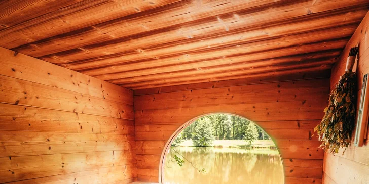 Pobyt v Posázaví: hotel uprostřed lesů, s rybníkem, wellness a aktivitami pro celou rodinu