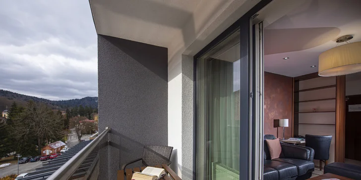 Dovolená v Bardejovských lázních ve 4* hotelu: plná penze, procedury a neomezený wellness