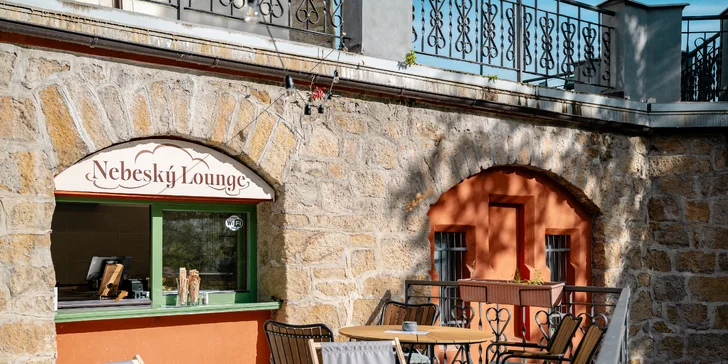 Nebeský zážitek na Pastýřské stěně v Děčíně: romantický adults only apartmán se snídaní