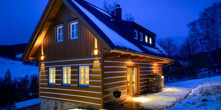 Nová roubenka vč. vířivky na Benecku s výhledem na Krkonoše až pro 8 osob