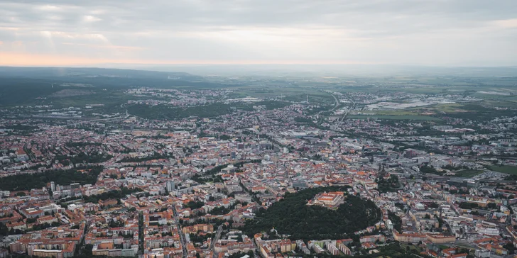 Privátní let malým horkovzdušným balonem: pro 2 až 6 osob, 2–3 hodiny